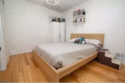 12 Central Ave, Pompton Lakes, NJ 07442 - Photo 8