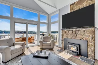 12 Bass Rock Rd, Hopatcong, NJ 07843 - Photo 14