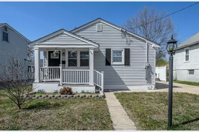 827 Lincoln Ave, Manville, NJ 08835 - Photo 1