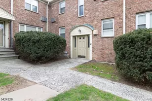 300 Wilson Rd, Springfield, NJ 07081 - Photo 12