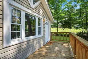 210 Nariticong Ave, Hopatcong, NJ 07843 - Photo 16