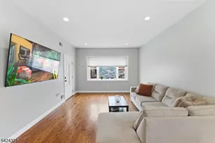 554 Kingsland Ave, Lyndhurst Township, NJ 07071 - Photo 4