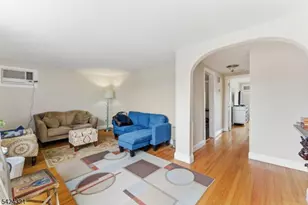 554 Kingsland Ave, Lyndhurst Township, NJ 07071 - Photo 12