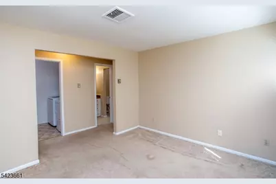 52 Hillside Ct, Union Township, NJ 08809 - Photo 14