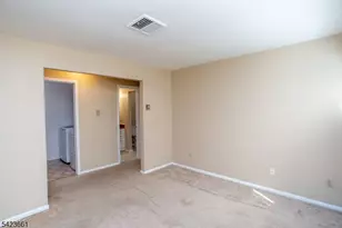 52 Hillside Ct, Union Township, NJ 08809 - Photo 14