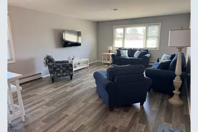 1 Ashcroft Ln, Berkeley Township, NJ 08757 - Photo 4