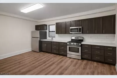 64 N 13th St, Newark, NJ 07107 - Photo 8