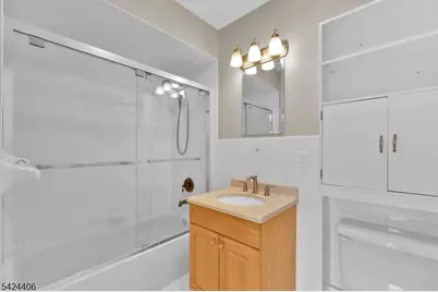 48 Edgefield Dr, Parsippany, NJ 07950 - Photo 24