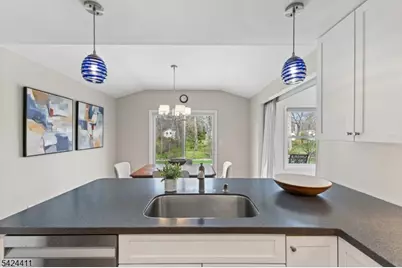 48 Hastings Rd, Berkeley Heights Township, NJ 07922 - Photo 18