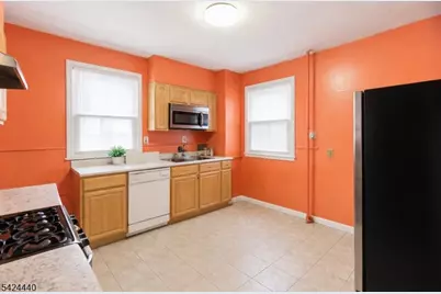 459 E 18th St, Paterson, NJ 07514 - Photo 8