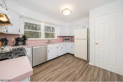 159 N Passaic Ave, Chatham, NJ 07928 - Photo 14