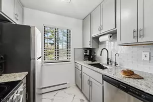 747 Riverside Ave, Lyndhurst Township, NJ 07071 - Photo 16