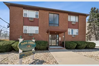 747 Riverside Ave #3-C, Lyndhurst Township, NJ 07071 - Photo 1