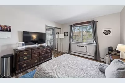 747 Riverside Ave #3-C, Lyndhurst Township, NJ 07071 - Photo 18