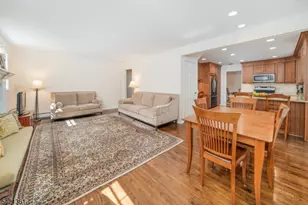 126 Wentworth Dr, Berkeley Heights Township, NJ 07922 - Photo 6