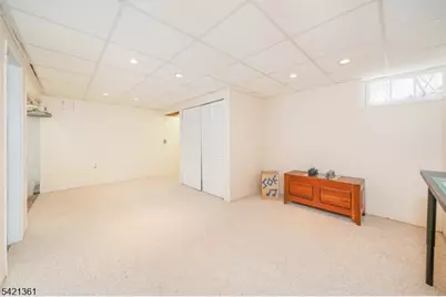 126 Wentworth Dr, Berkeley Heights Township, NJ 07922 - Photo 34