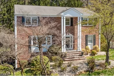 126 Wentworth Dr, Berkeley Heights Township, NJ 07922 - Photo 1