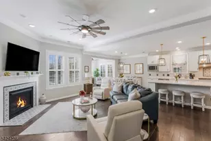 31 Tate Rd, Raritan Township, NJ 08822 - Photo 2