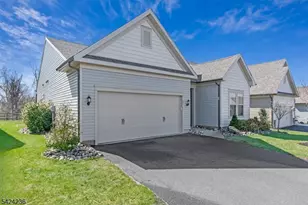 31 Tate Rd, Raritan Township, NJ 08822 - Photo 30