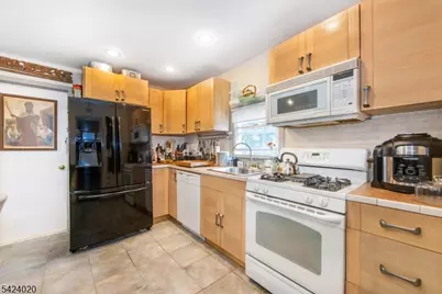 125 Lafayette Pl, Plainfield, NJ 07060 - Photo 10