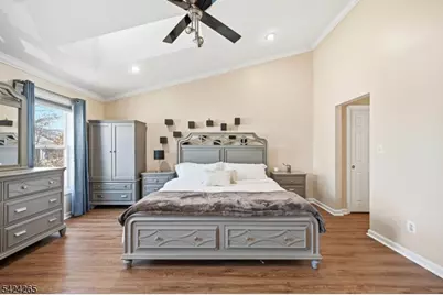 424 Hartford Dr, Nutley, NJ 07110 - Photo 28