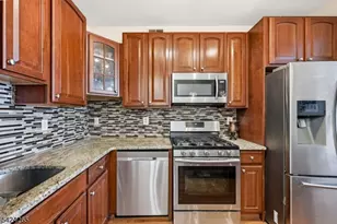 424 Hartford Dr, Nutley, NJ 07110 - Photo 16