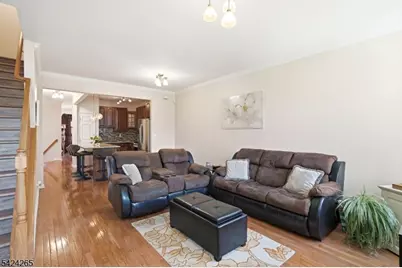 424 Hartford Dr, Nutley, NJ 07110 - Photo 24