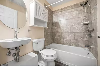 424 Hartford Dr, Nutley, NJ 07110 - Photo 24