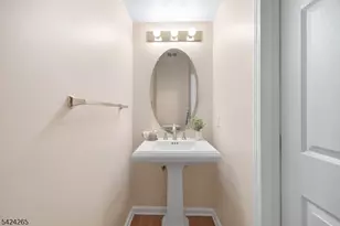 424 Hartford Dr, Nutley, NJ 07110 - Photo 28