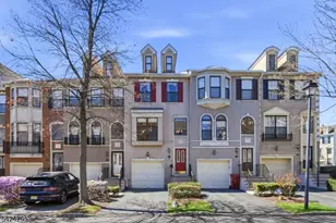 424 Hartford Dr, Nutley, NJ 07110 - Photo 2