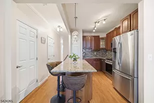 424 Hartford Dr, Nutley, NJ 07110 - Photo 14