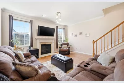 424 Hartford Dr, Nutley, NJ 07110 - Photo 22