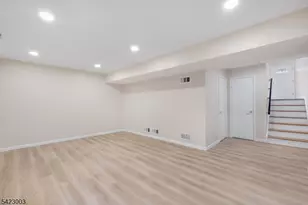 11196 Dell Pl, Stanhope, NJ 07874 - Photo 30