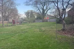 7 James St, Tewksbury Township, NJ 08858 - Photo 2