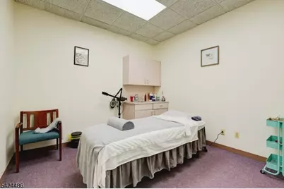 27 Mountain Blvd, Warren Township, NJ 07059 - Photo 18