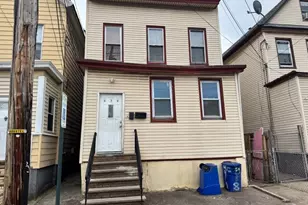 638 Franklin St, Elizabeth, NJ 07206 - Photo 2