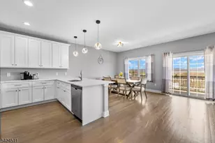 64 Halina Ln, Butler, NJ 07405 - Photo 4