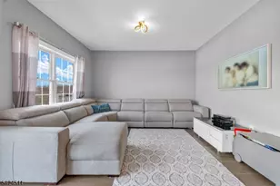 64 Halina Ln, Butler, NJ 07405 - Photo 14