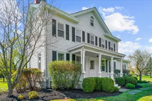 110 Hillcrest Rd, Readington, NJ 08822 - Photo 2