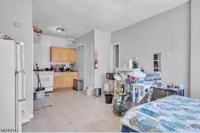 61 Victoria Ave, Newark, NJ 07104 - Photo 18