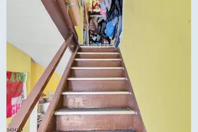 61 Victoria Ave, Newark, NJ 07104 - Photo 8