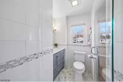 24 Regent Pl, Berkeley Heights Township, NJ 07922 - Photo 20