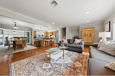 24 Regent Pl, Berkeley Heights Township, NJ 07922 - Photo 6