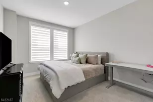 103 Honeysuckle Ln, Warren Township, NJ 07059 - Photo 28