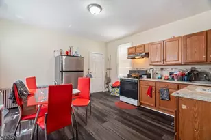 80 Pennington St, Paterson, NJ 07501 - Photo 4