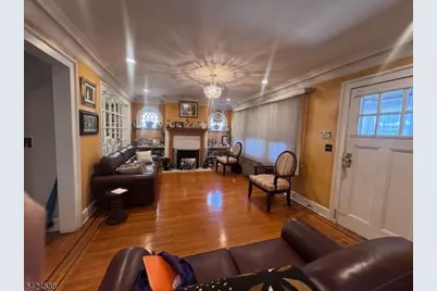 38 Emerson St, East Orange, NJ 07018 - Photo 2