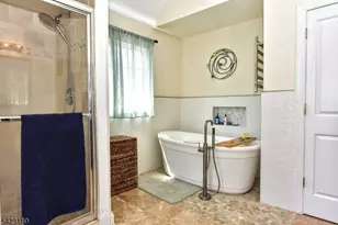 1 Kingsland Rd, Montville Township, NJ 07005 - Photo 20