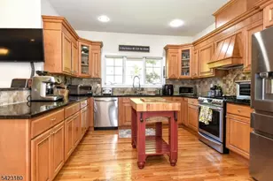 1 Kingsland Rd, Montville Township, NJ 07005 - Photo 10