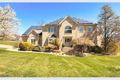 2 Moonlight Trl, Raritan Township, NJ 08822 - Photo 1