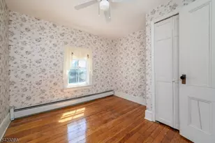 105 Morning Glory Rd, Green Brook Township, NJ 07059 - Photo 20